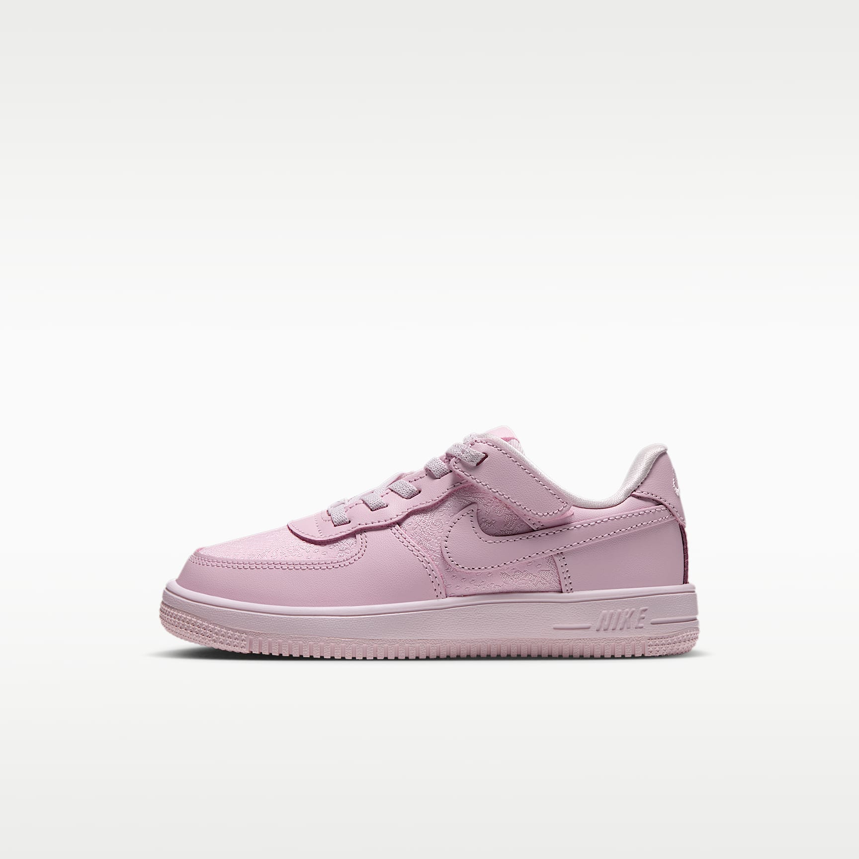 ナイキ　フォースワン LE　17cm　ホワイト　PSモデル　ローカット　箱無し NIKE公式】ナイキ フォース 1 LOW イージーオン リトルキッズシューズ